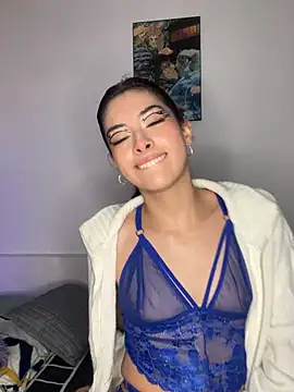 Watch junorise23 live on EroticFlix - High definition streams