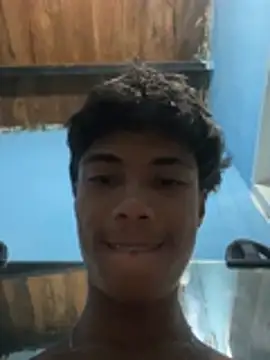 Adan21_cm webcam