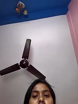 Mahira06