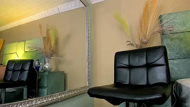 NoaahTylor webcam