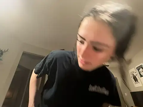 ash10alex webcam