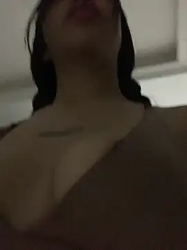 Lily_em webcam