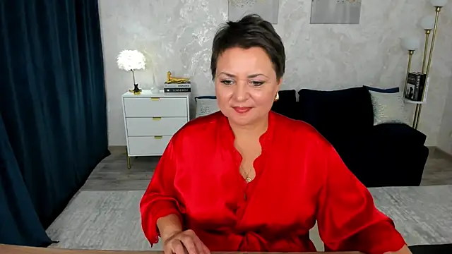Watch AnnaCorlane live on EroticFlix - High definition streams