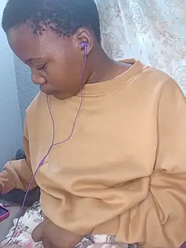 ShyBabe_07 webcam