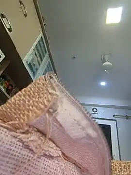 Sexy-Konika webcam
