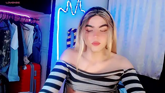 Xyara_lv webcam