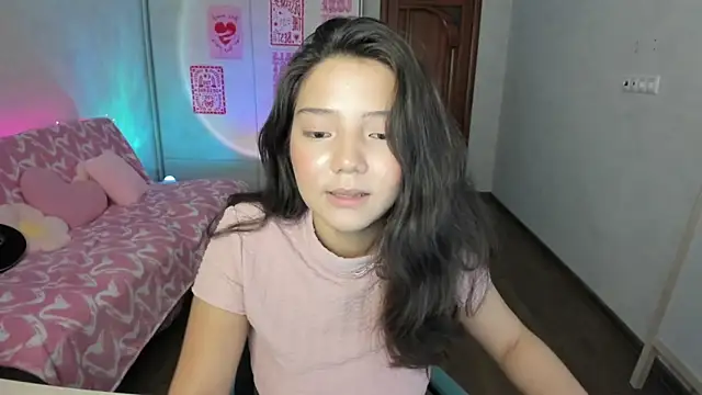 milana_marttt webcam
