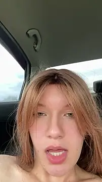 girl-Emily webcam
