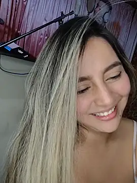 celesteblaze_ (G young) - Show boobs 🍒