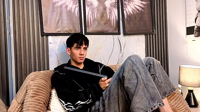 demian_hot99 (M twink) - let's cum