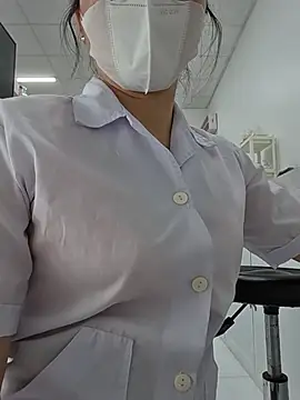 HinaLovely live sex cam
