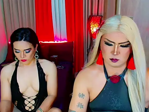 Wildest_Slave_Huntress webcam