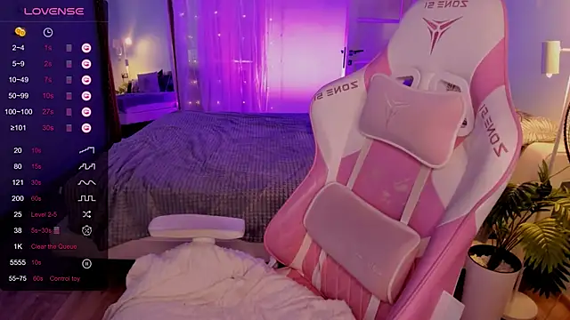 AnyaTaylor_ webcam