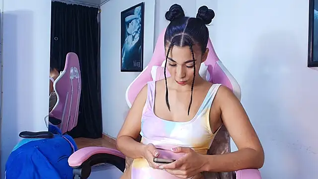 gracewallace_ - GraceWallace_'s free webcam - UK Sex Cams