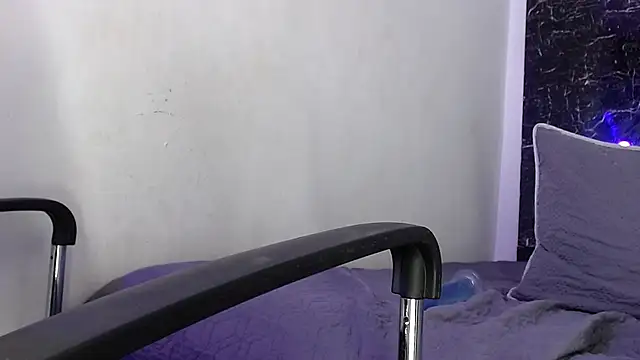 Adrian_Wolf webcam