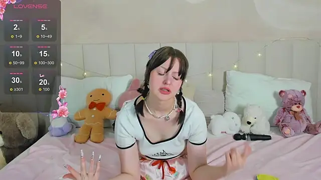 AdeleSilvy webcam