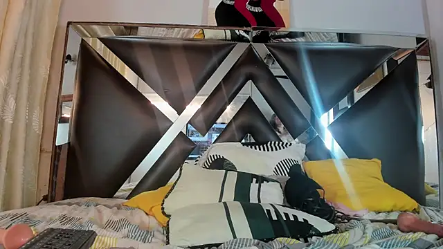 Watch Madison_Copers live on EroticFlix - High definition streams