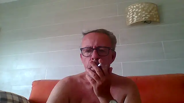 tuggy59 live cam on StripChat