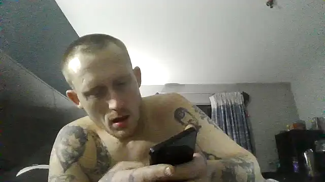 Lovemcurvy69 webcam