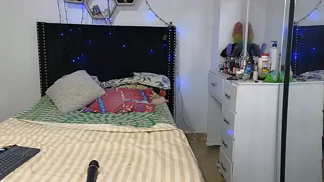 charlotte_077 webcam