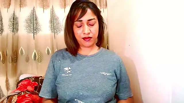 Indian_Erotic69 webcam
