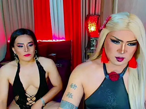 Wildest_Slave_Huntress webcam