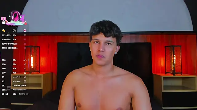 Leo_Savage_ webcam