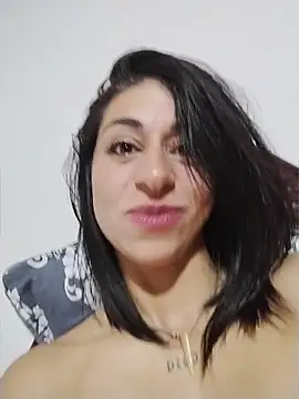 arianna_rouse_ - Arianna_rouse_'s free webcam - UK Sex Cams