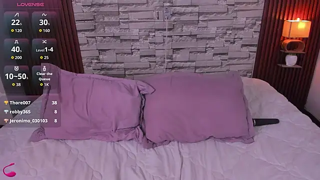 sophia_deluxe18 webcam
