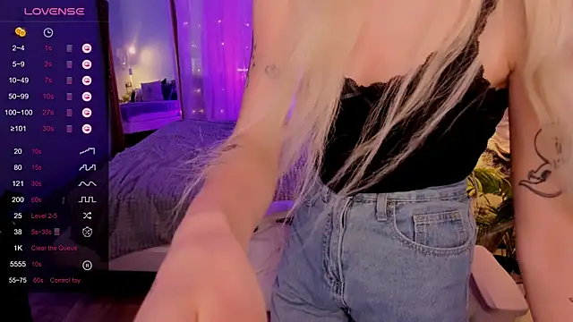 AnyaTaylor_ webcam