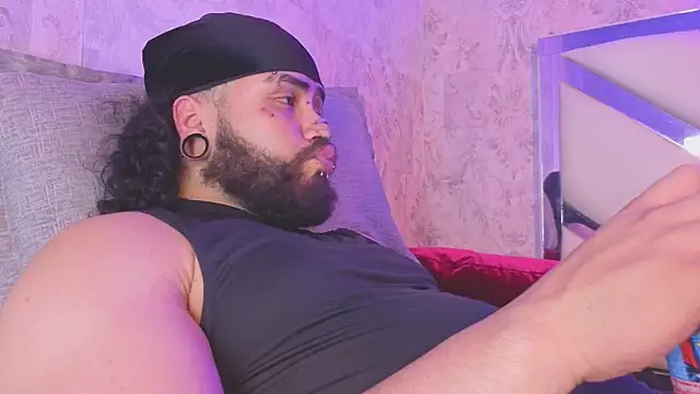 Benny_and_Mark live cam on StripChat