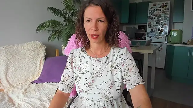 ChristinaGlory webcam