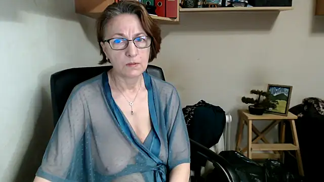 katemodel webcam