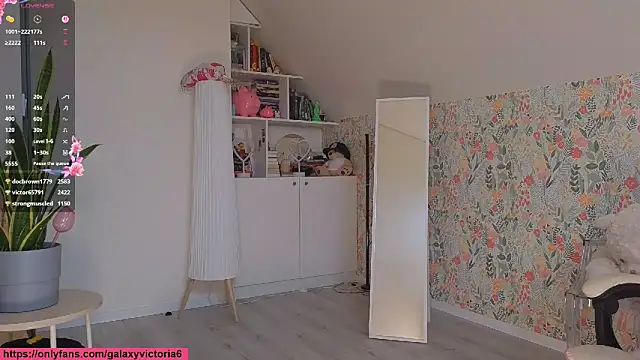 brilliantvictoria webcam