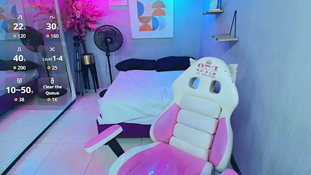 Maggy_t18 webcam