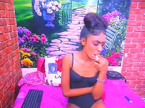 IndianPretty14u2Luv webcam