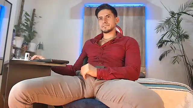 andrew_4_ (M young) - cumshow at goal!
