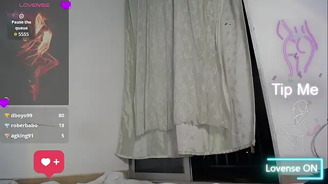 Angel__Dreams webcam