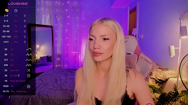 AnyaTaylor_ webcam