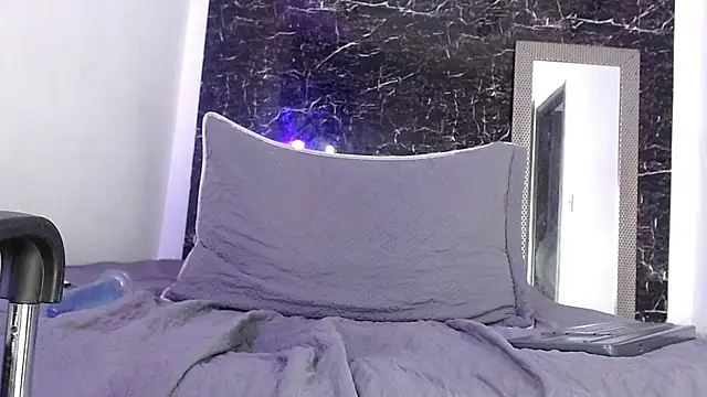Adrian_Wolf webcam