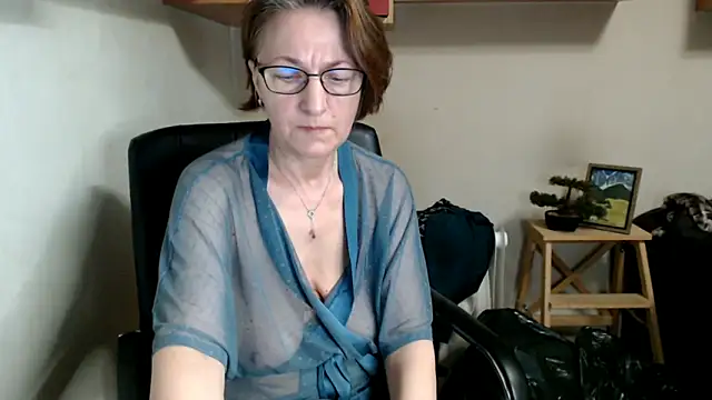 katemodel webcam