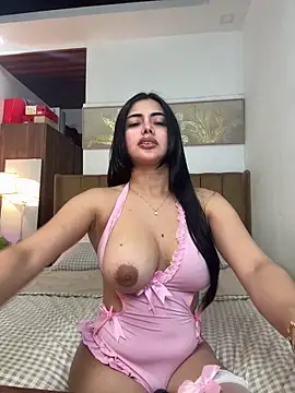 bombshell_rebbecca (T young) - BIRTHDAY PUBLIC CUMSHOW
