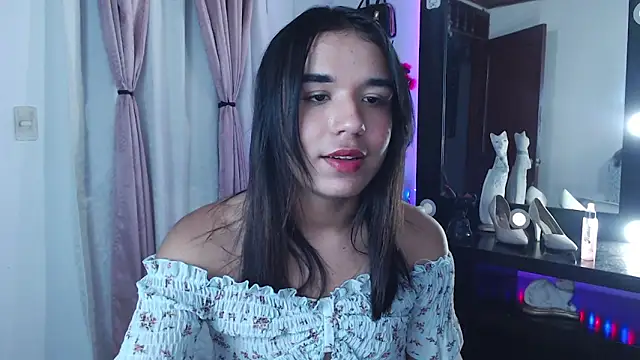 Candyy_doll__ webcam