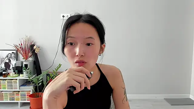 ailey_chao webcam