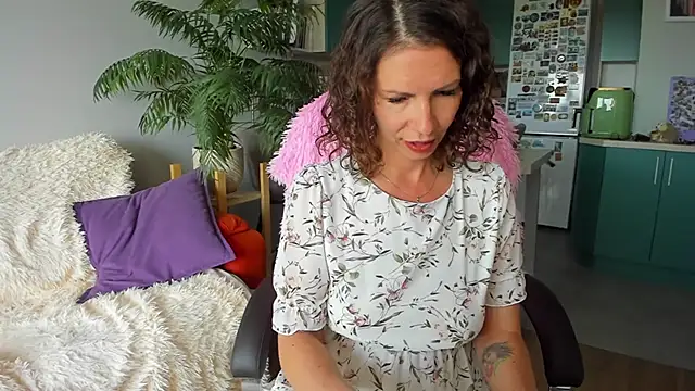 ChristinaGlory webcam