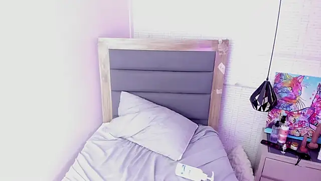 ninamartins - NINAMARTINS's free webcam - UK Sex Cams