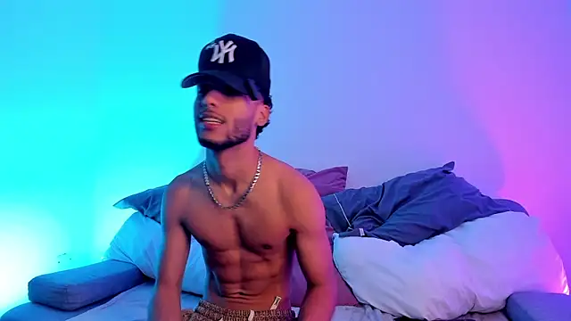 Thiagoferreti Live Webcam on Stripchat