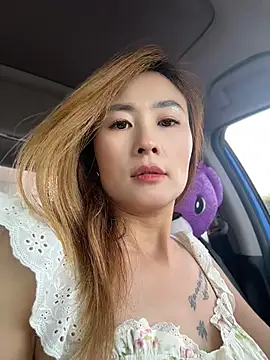 okgirl_23 webcam