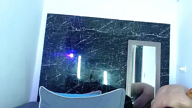 Adrian_Wolf webcam