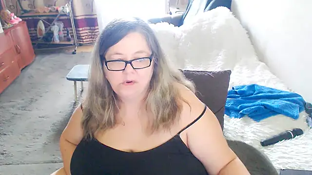 sex2 (F mature) - naked, squirt
